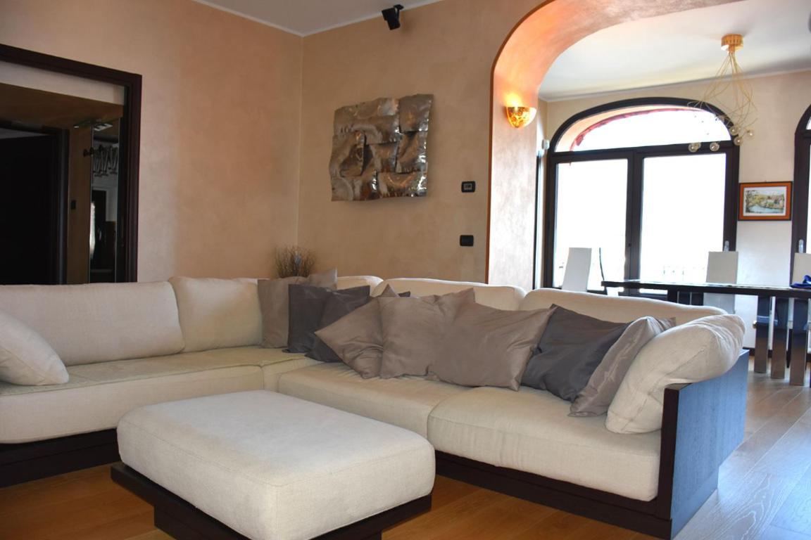 Bellagio Lakeside Apartment Exterior photo